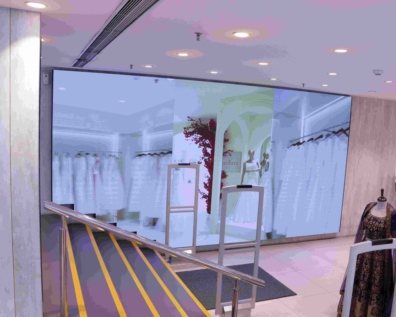 LED Video Walls as Wedding Decor: Make Your Decor Go the Extra Mile with Visual Interaction